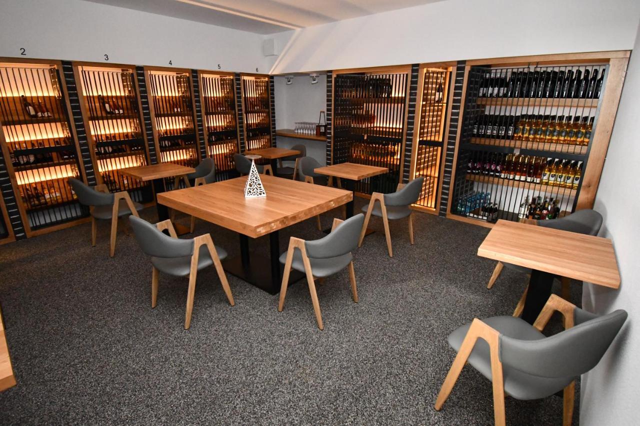 Apartmany Ladná Extérieur photo
