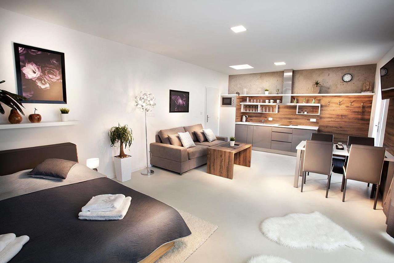 Apartmany Ladná Extérieur photo