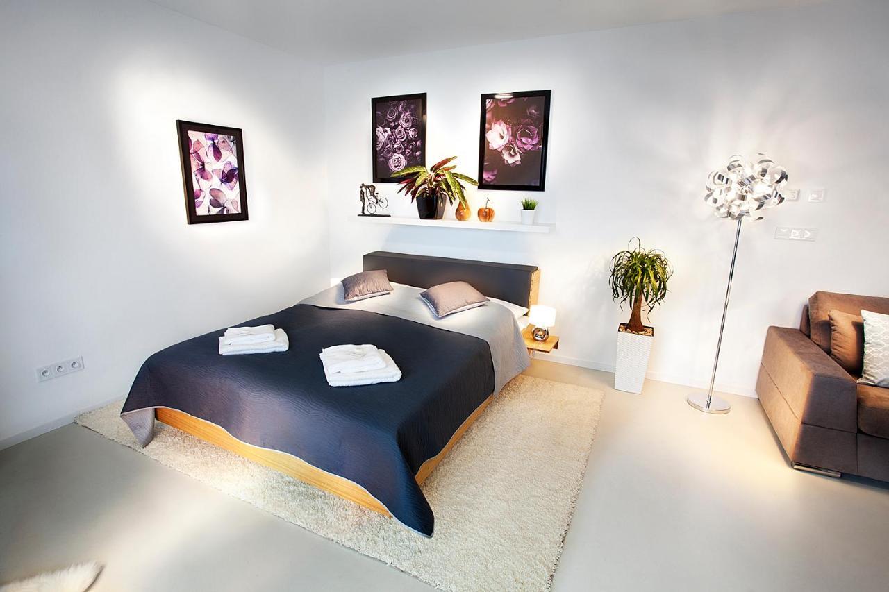 Apartmany Ladná Extérieur photo